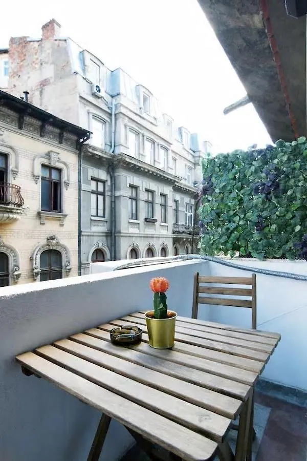 Downtown Studio - Cismigiu Park Bucarest
