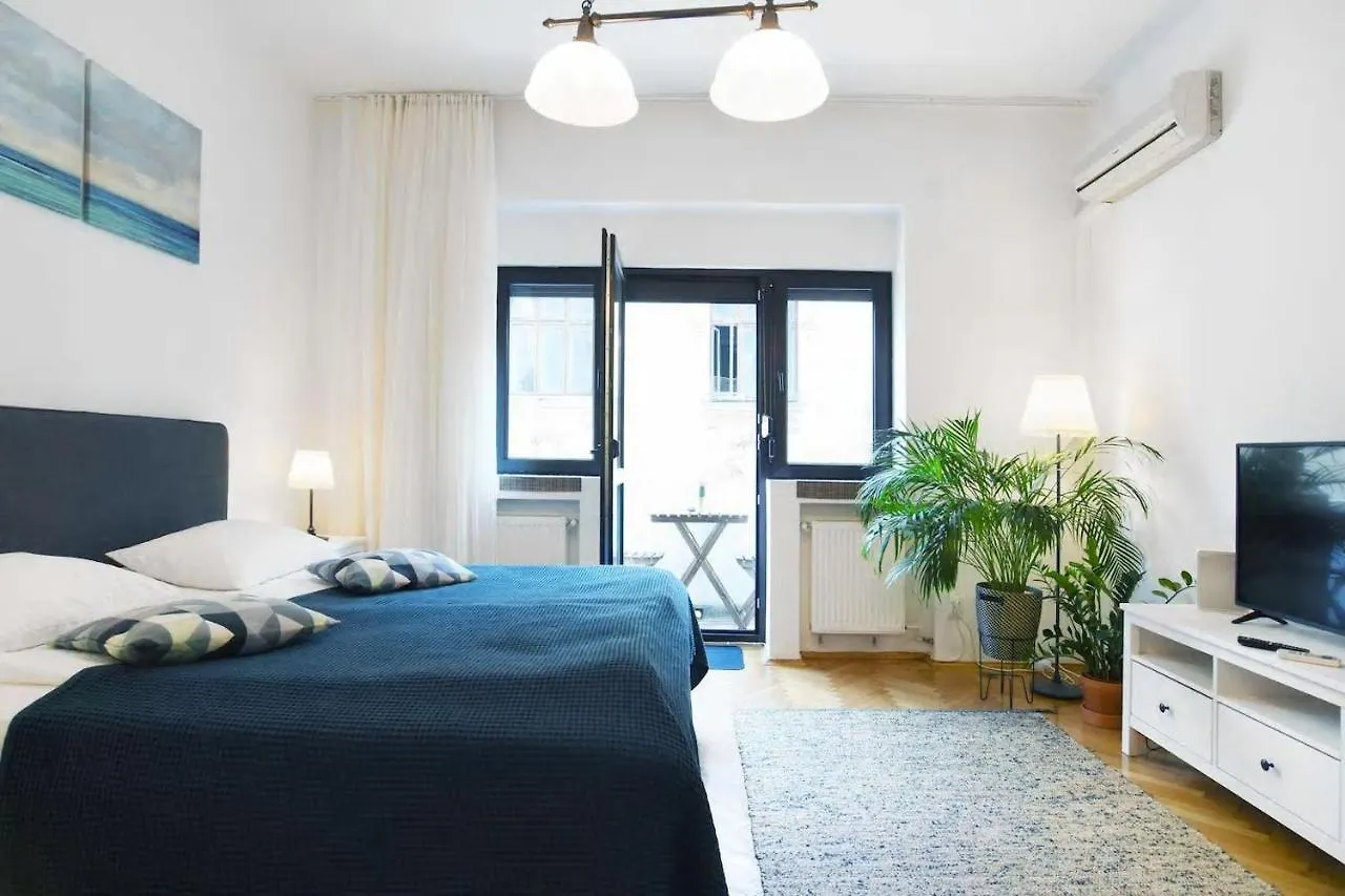 Downtown Studio - Cismigiu Park Bucarest Apartamento